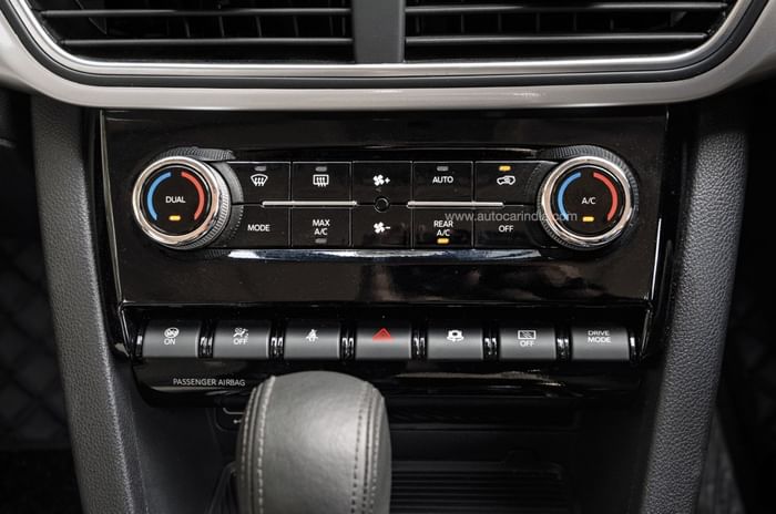 Tata Harrier vs Mahindra XUV700 vs Jeep Compass comparison review